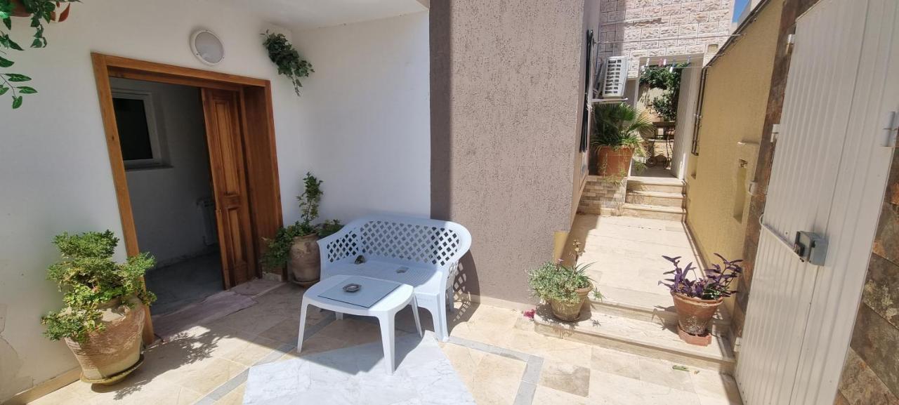 L'Andalousia "10 Minutes From Airport" Βίλα Ariana Εξωτερικό φωτογραφία